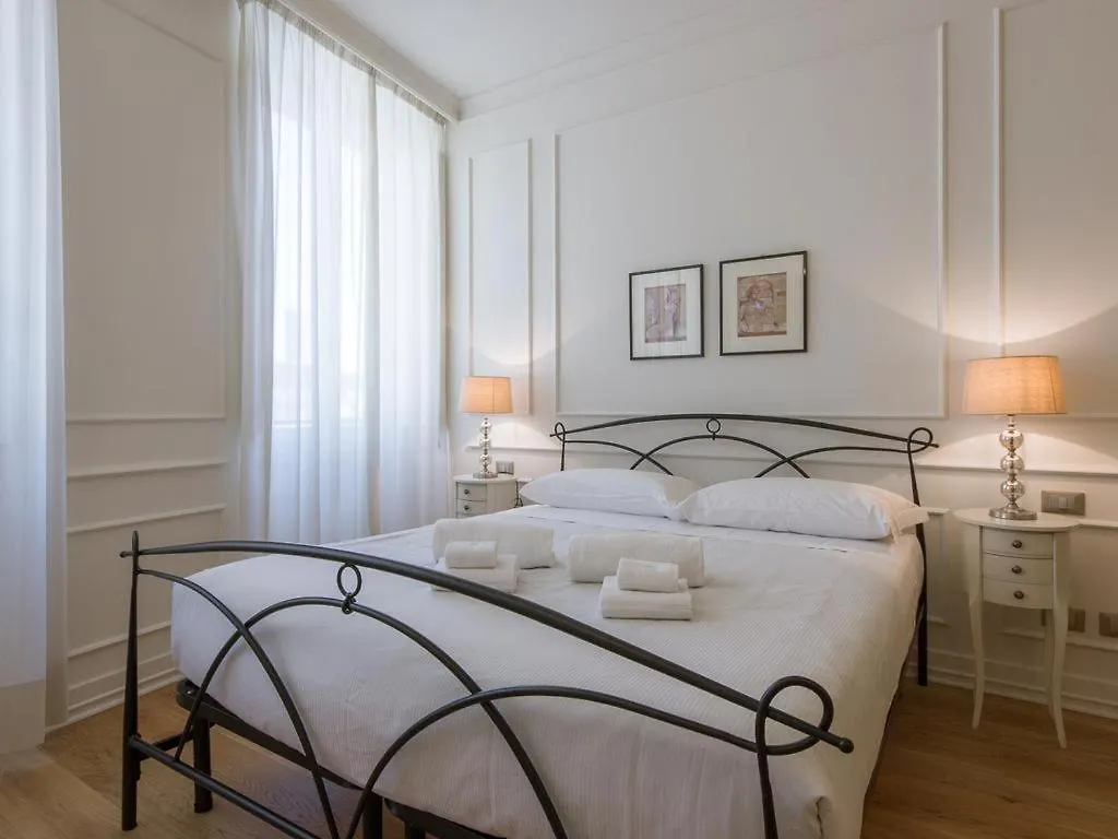 Bed & Breakfast Locanda Dei Poeti Rooms & Apartments Florence