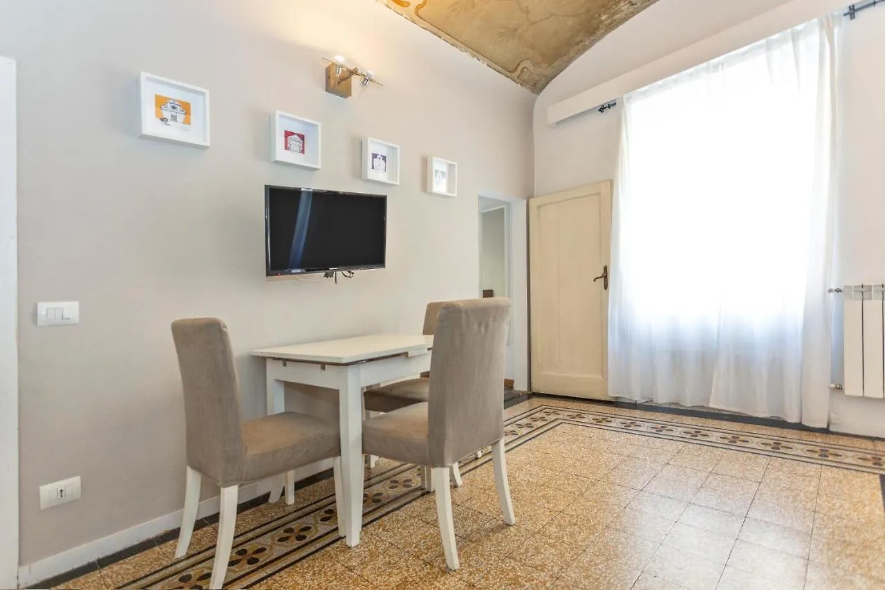 Locanda Dei Poeti Rooms & Apartments Florence