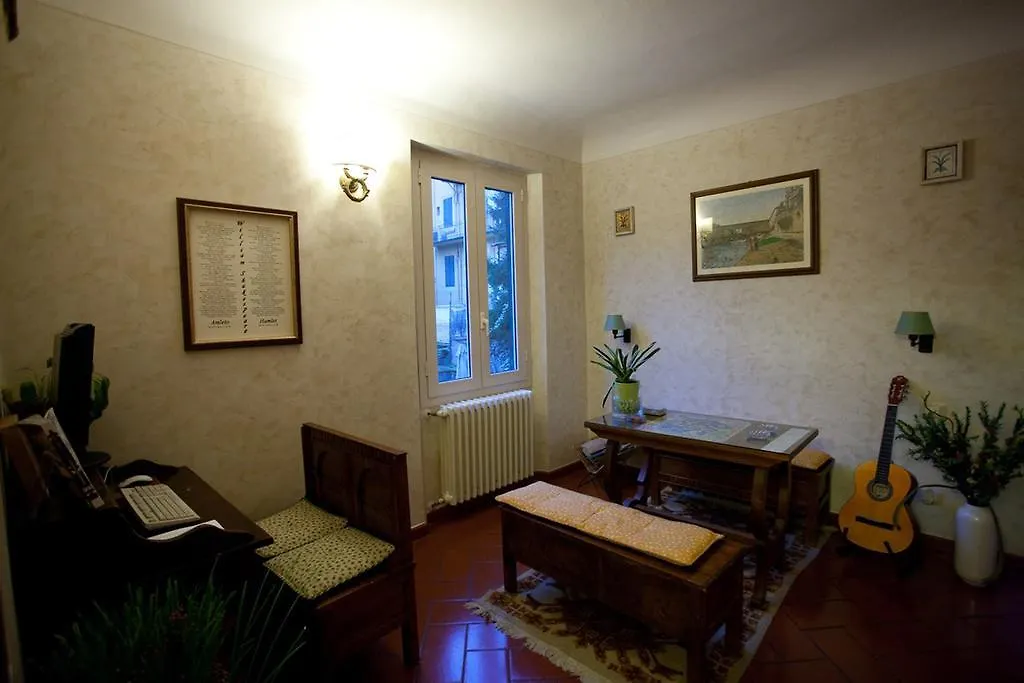 Bed & Breakfast Locanda dei Poeti Rooms&Apartments Firenze